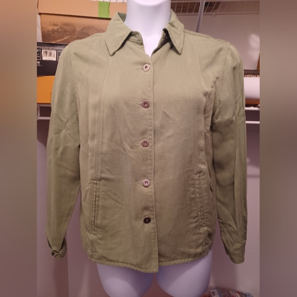 Coldwater Creek green jacket size M never worn